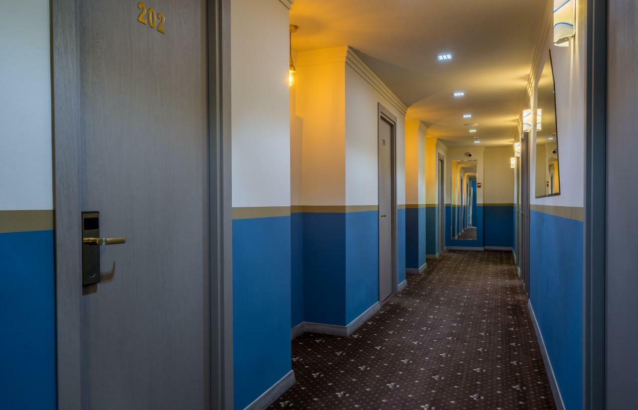 Gladius Inn Boutique Hotel By Dnt Group Τυφλίδα Εξωτερικό φωτογραφία