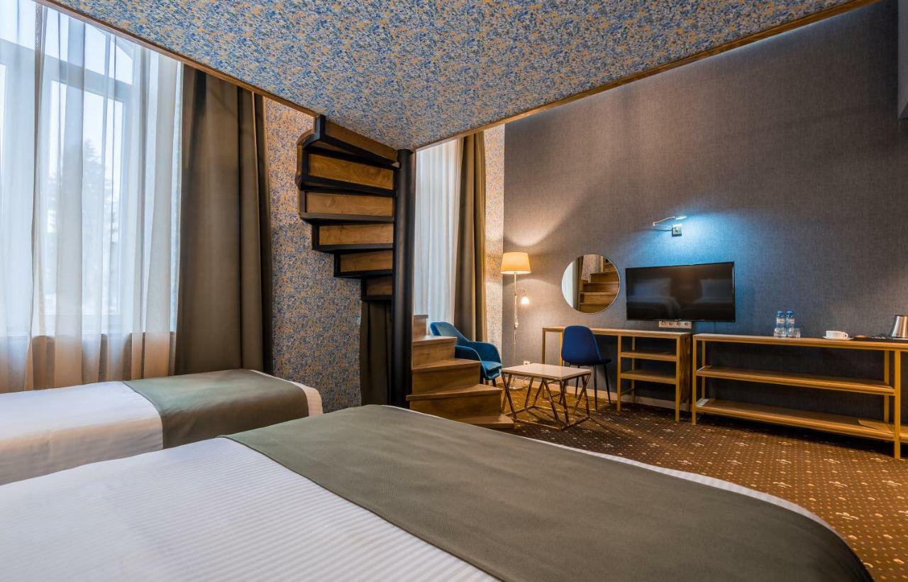 Gladius Inn Boutique Hotel By Dnt Group Τυφλίδα Εξωτερικό φωτογραφία