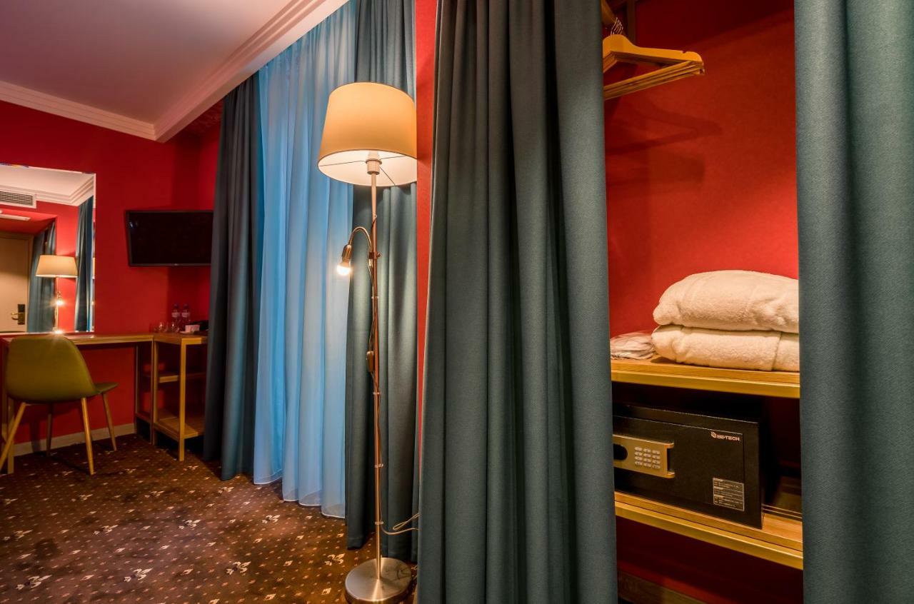 Gladius Inn Boutique Hotel By Dnt Group Τυφλίδα Εξωτερικό φωτογραφία
